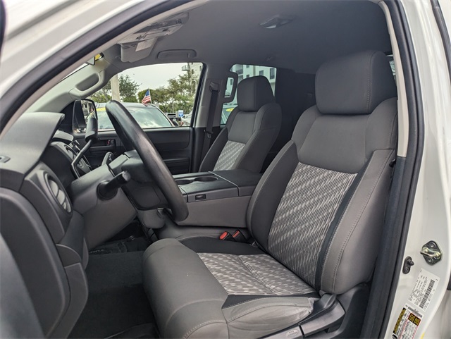 2018 Toyota Tundra SR photo 2