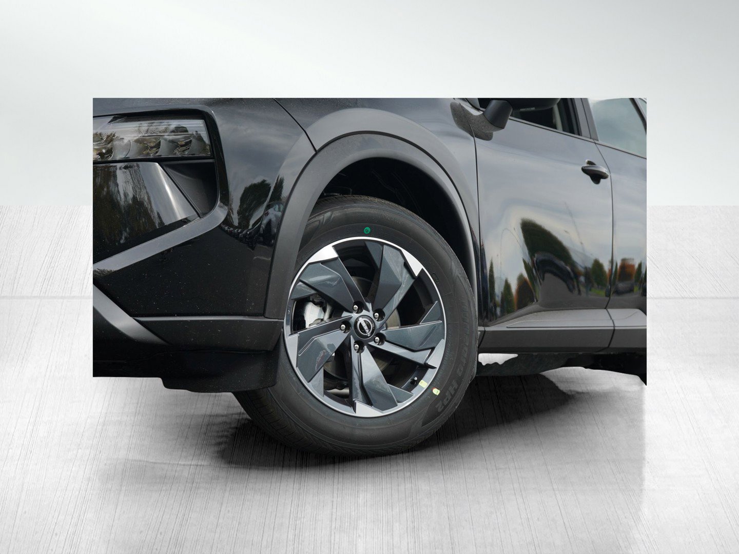 2026 Nissan Rogue SV photo 5