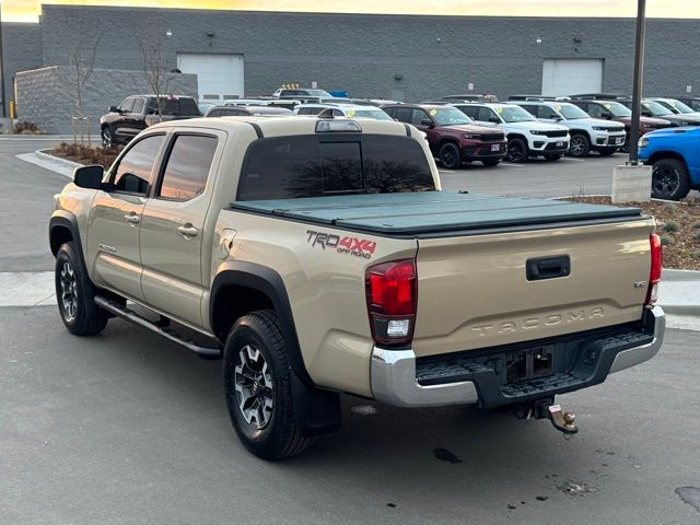 2018 Toyota Tacoma TRD Off-Road photo 3
