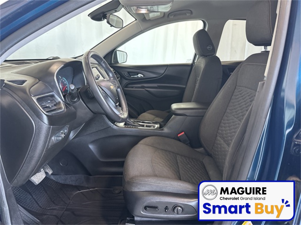 2020 Chevrolet Equinox LT photo 3