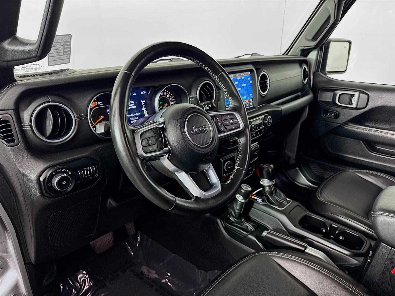 2020 Jeep Wrangler Unlimited Sahara photo 8