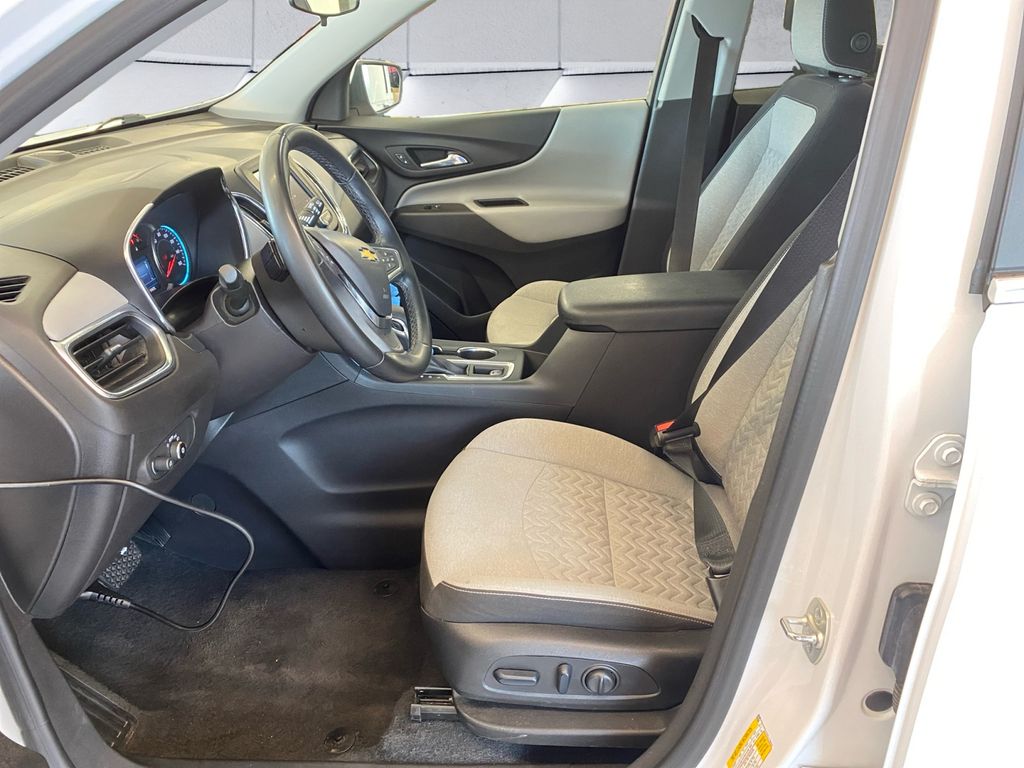 2024 Chevrolet Equinox LT photo 5
