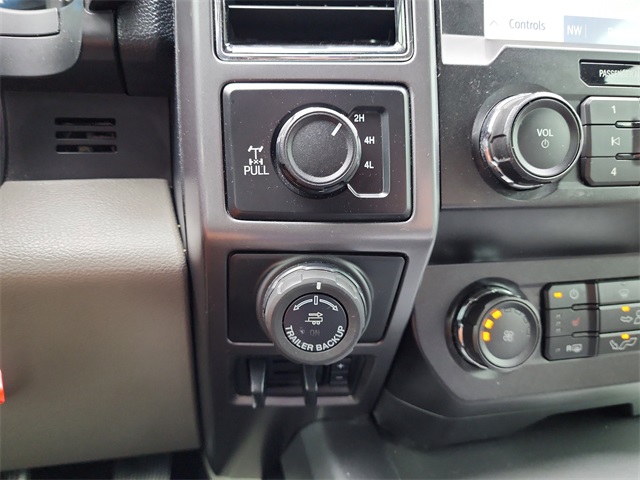 2019 Ford F-150 XLT photo 25