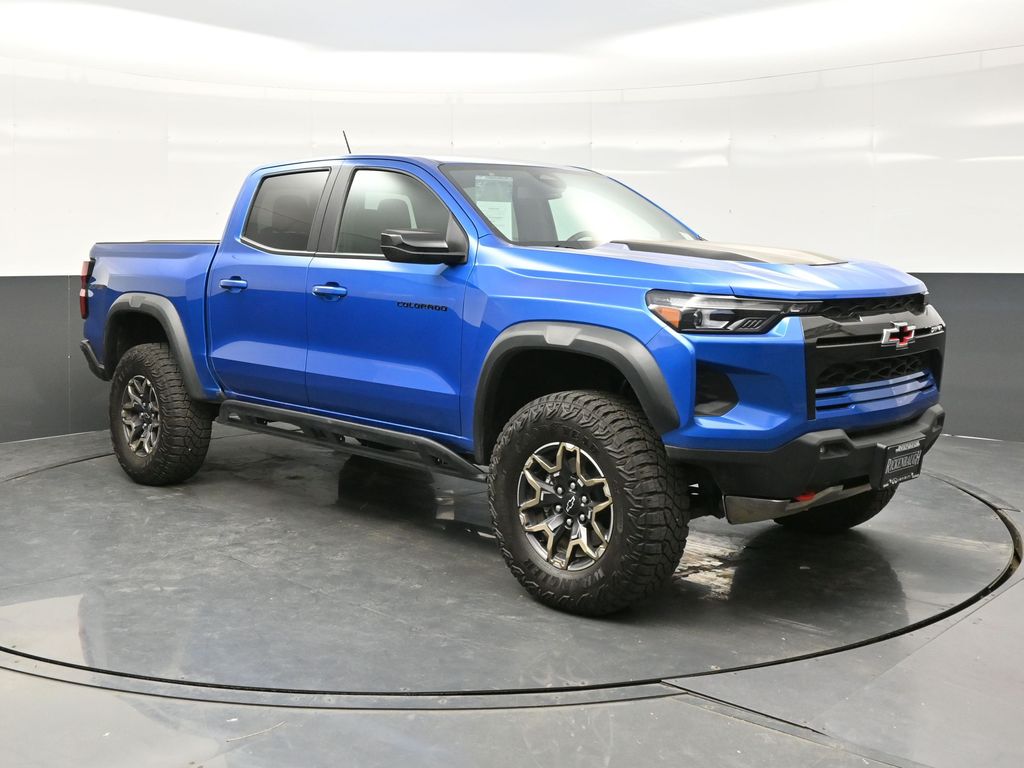 2024 Chevrolet Colorado ZR2's photo