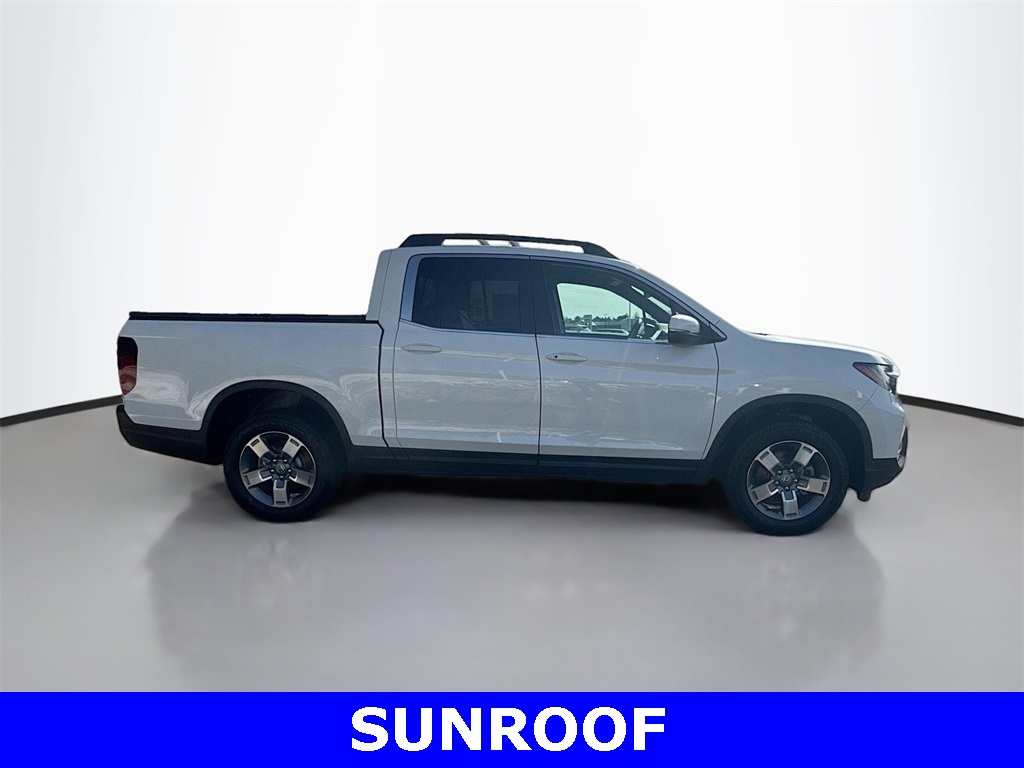 2025 Honda Ridgeline RTL photo 3