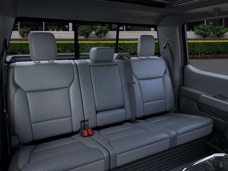 2025 Ford F-150 Lightning Lariat photo 9