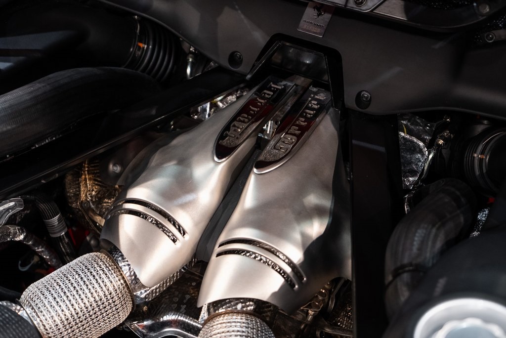 2024 Ferrari 296 GTB photo 18
