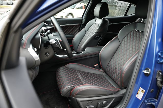 2025 Genesis G70 3.3T Sport Advanced photo 21