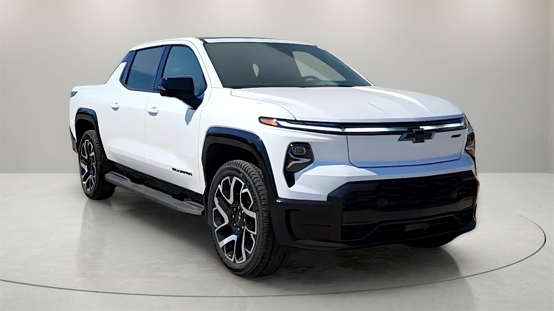 2024 Chevrolet Silverado EV RST's photo