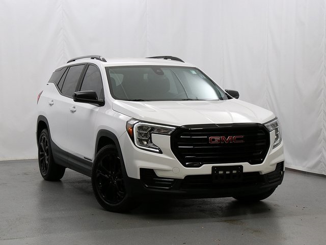 2022 GMC Terrain SLE's photo