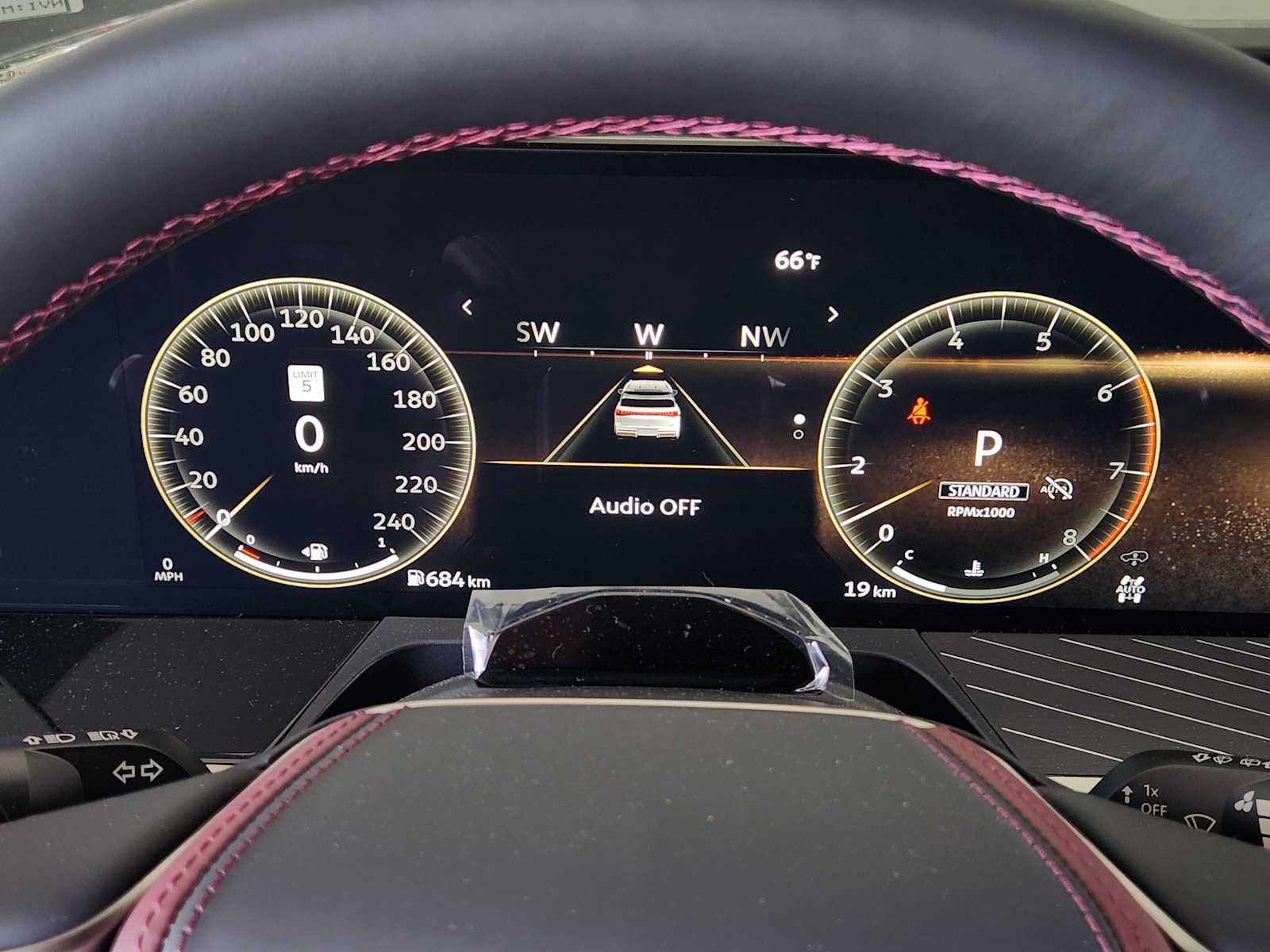 2025 Infiniti QX80 photo 11