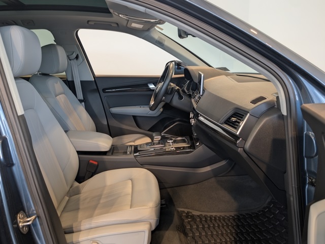 2018 Audi Q5 2.0T Premium Plus photo 26