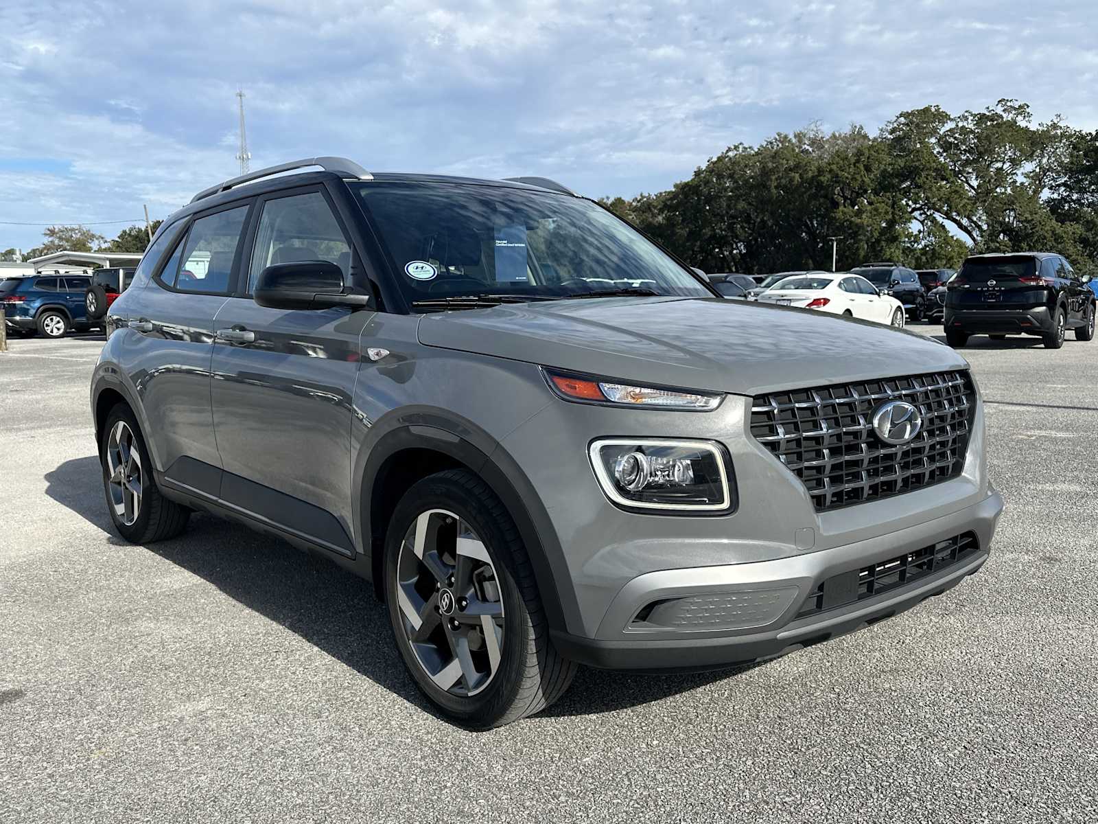 2022 Hyundai Venue Limited's photo