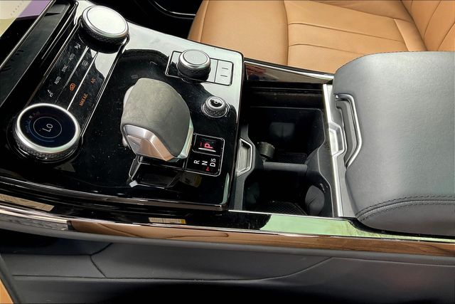 2023 Land Rover Range Rover Sport SE photo 12