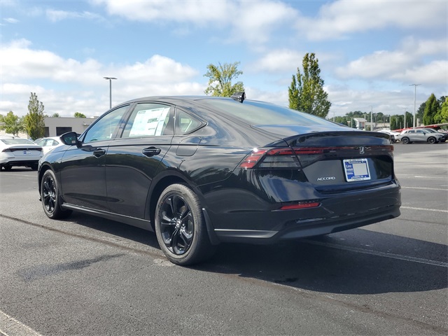 2025 Honda Accord SE photo 2