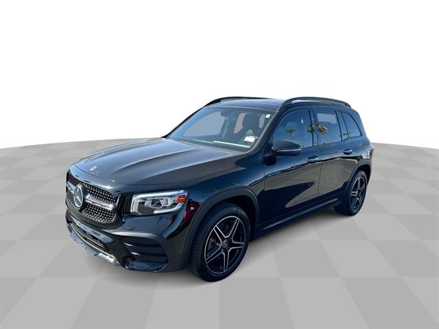 2023 Mercedes Benz GLB 250 photo 4