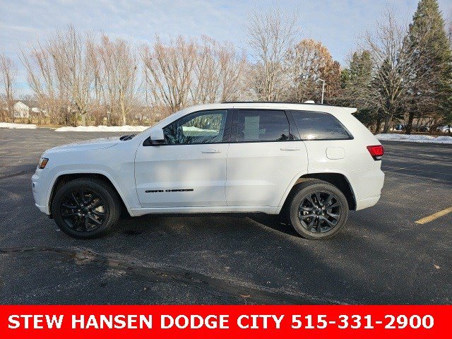 2018 Jeep Grand Cherokee Altitude's photo