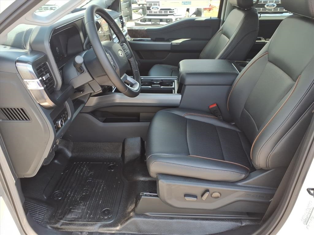 2026 Ford F-250 Lariat photo 4
