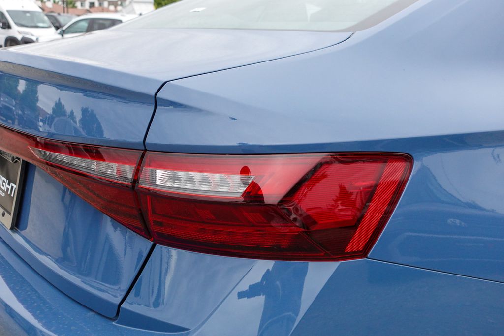 2025 Volkswagen Jetta 1.5T S photo 3
