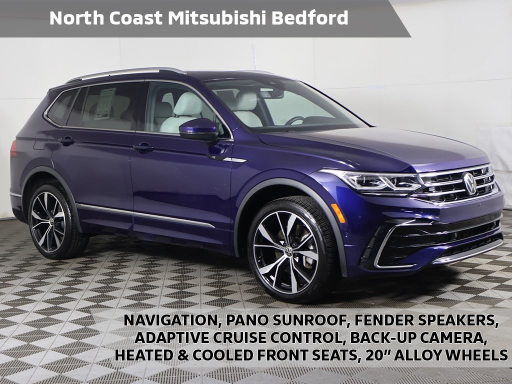 2022 Volkswagen Tiguan SEL R-LINE's photo