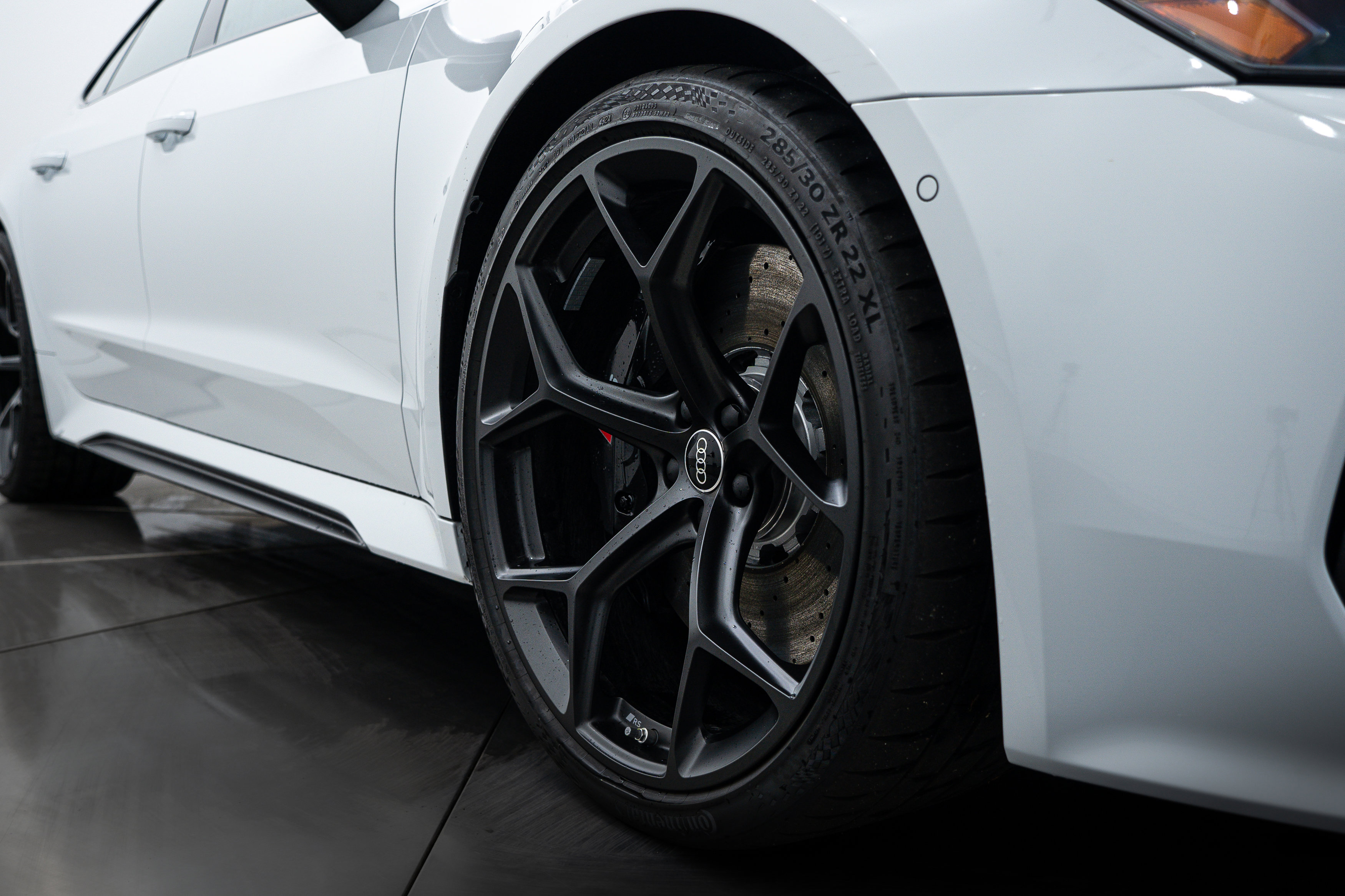 2025 Audi RS 7 Performance Base photo 17