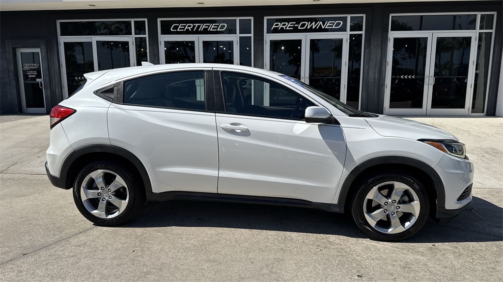 2019 Honda HR-V LX photo 4