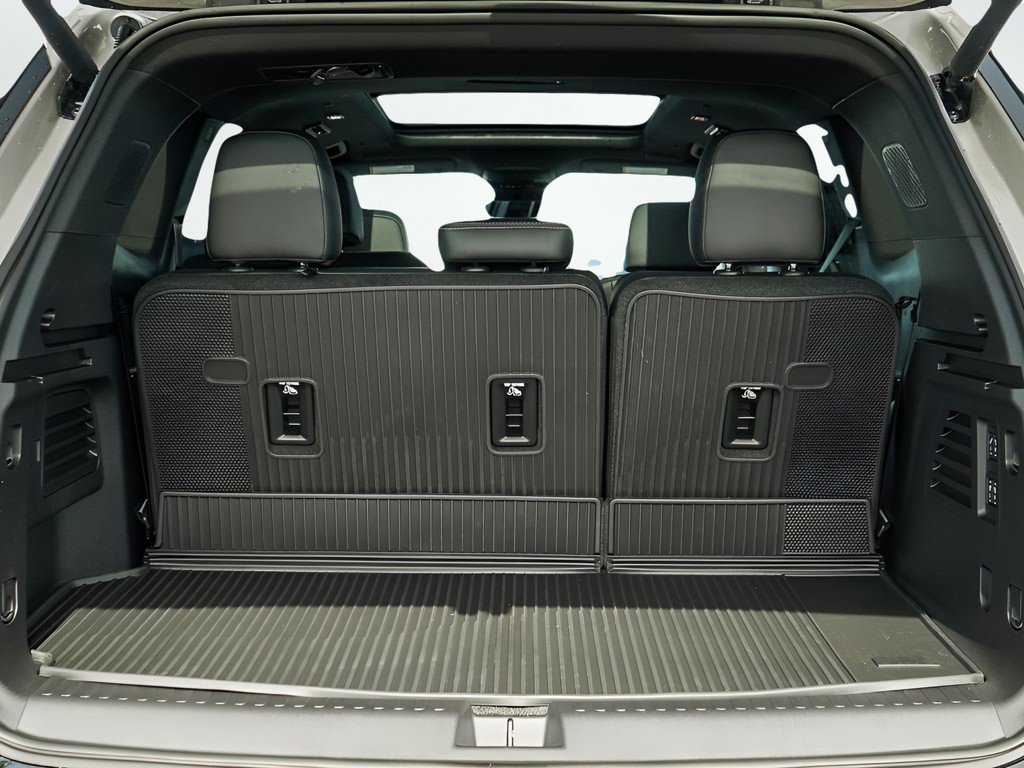 2026 Buick Enclave Sport Touring photo 7