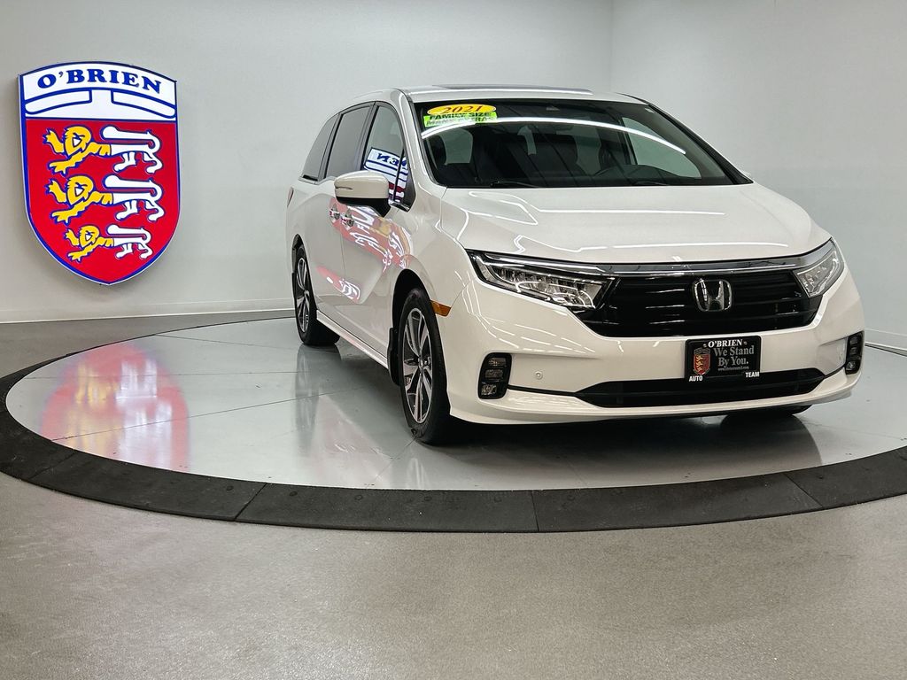 2021 Honda Odyssey Touring's photo