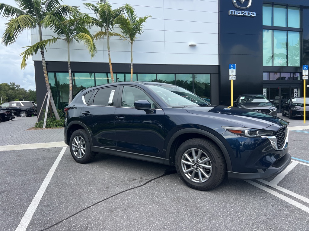2022 Mazda CX-5 2.5 S Preferred photo 2
