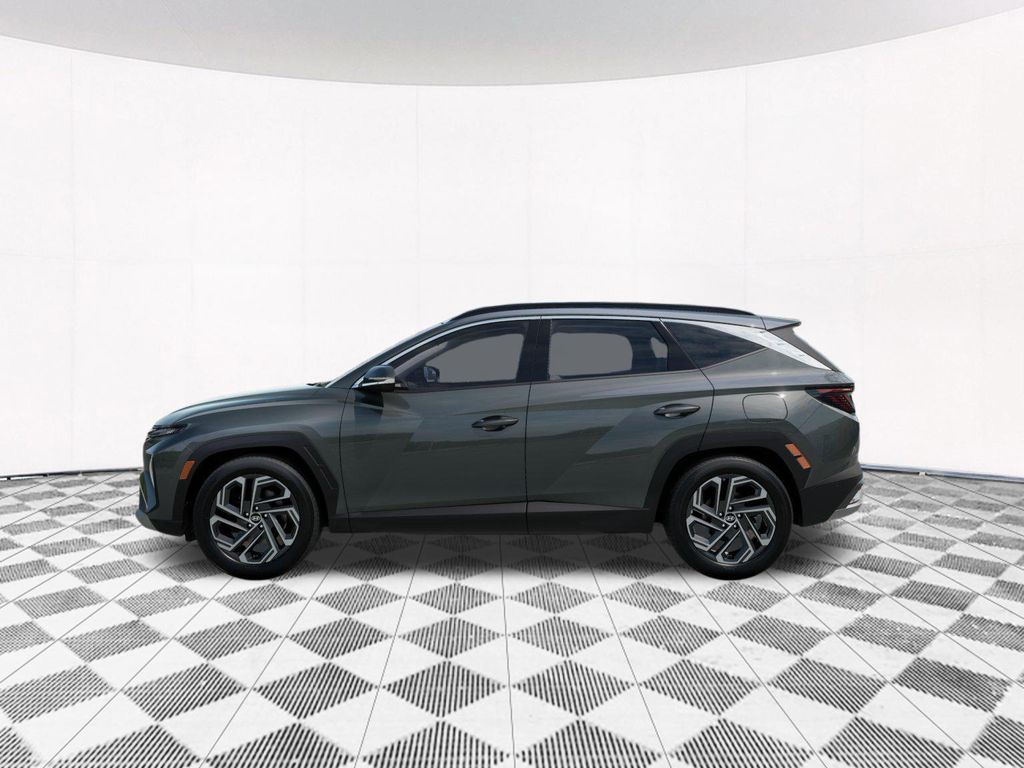 2026 Hyundai Tucson Hybrid Limited photo 3