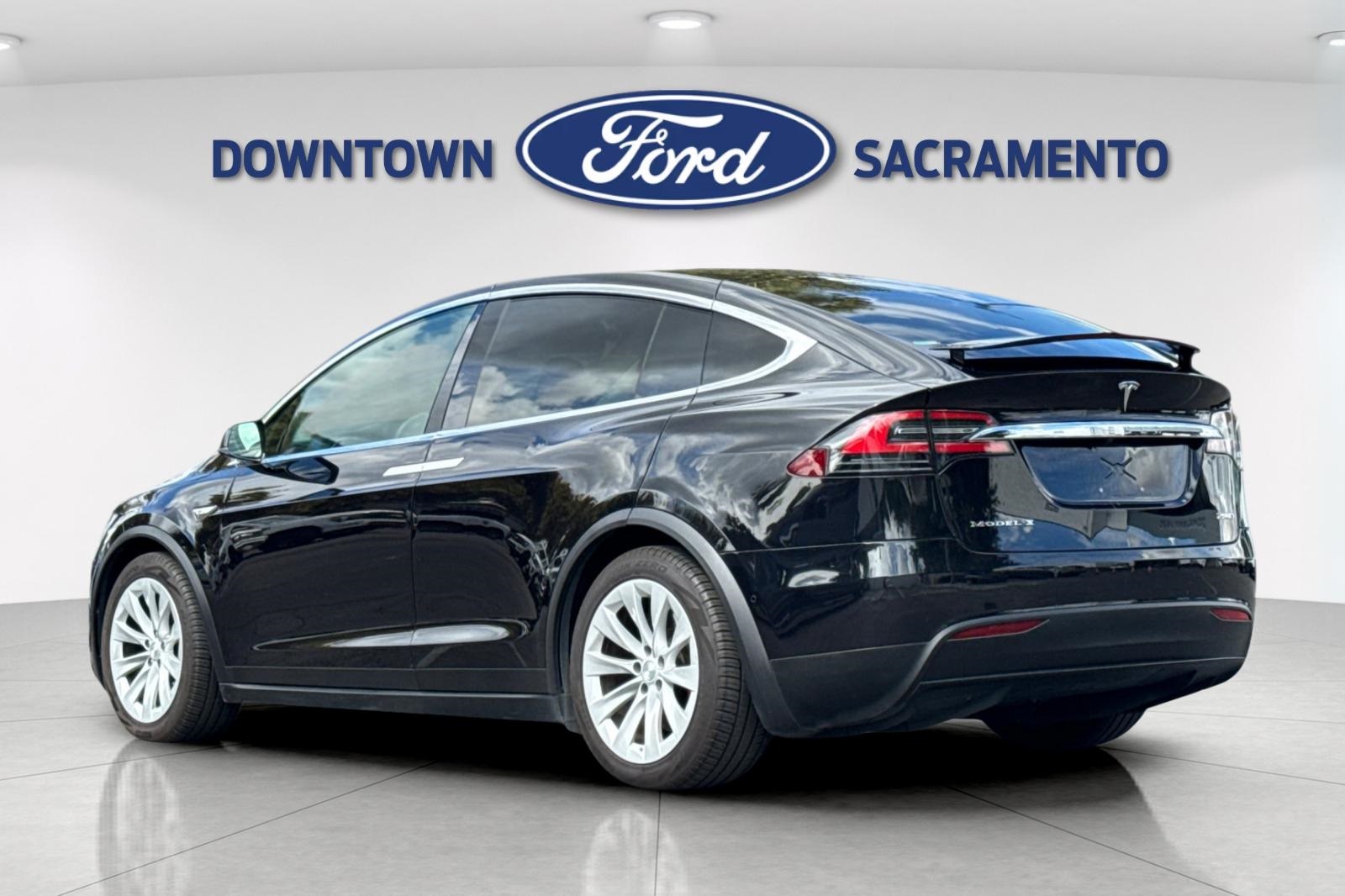 2016 Tesla Model X P90D photo 3
