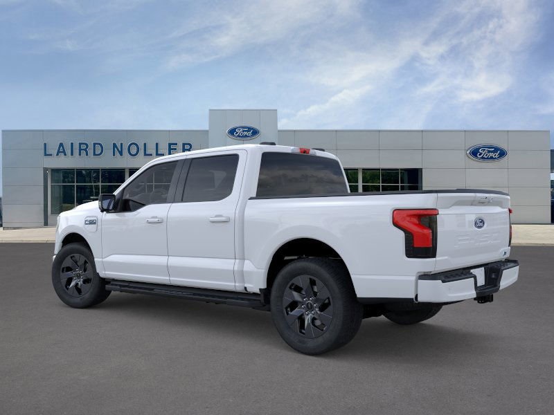 2025 Ford F-150 Lightning photo 4
