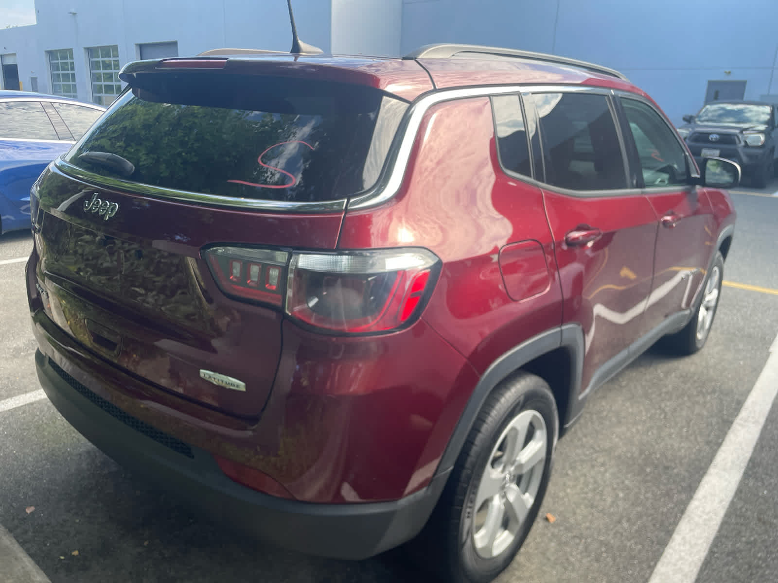 2021 Jeep Compass Latitude photo 4