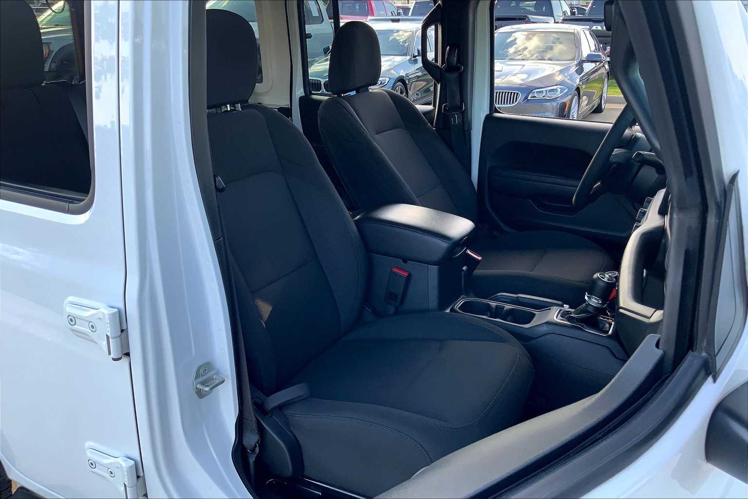 2023 Jeep Wrangler Sport S photo 8