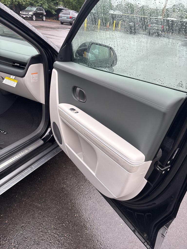 2025 Hyundai Ioniq 5 Limited photo 10