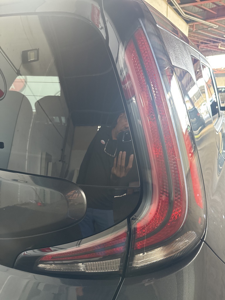 2024 Kia Soul LX photo 13