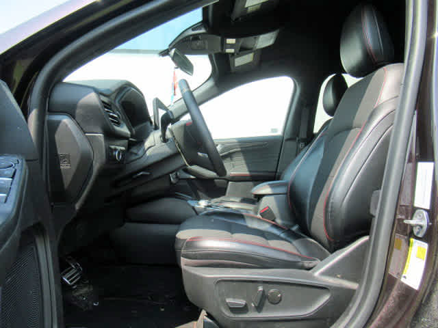 2023 Ford Escape ST-Line photo 3