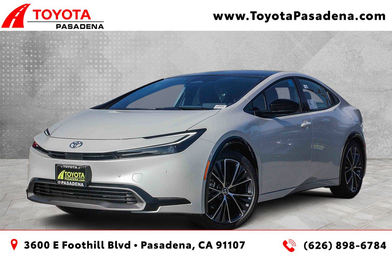 2026 Toyota Prius Limited's photo