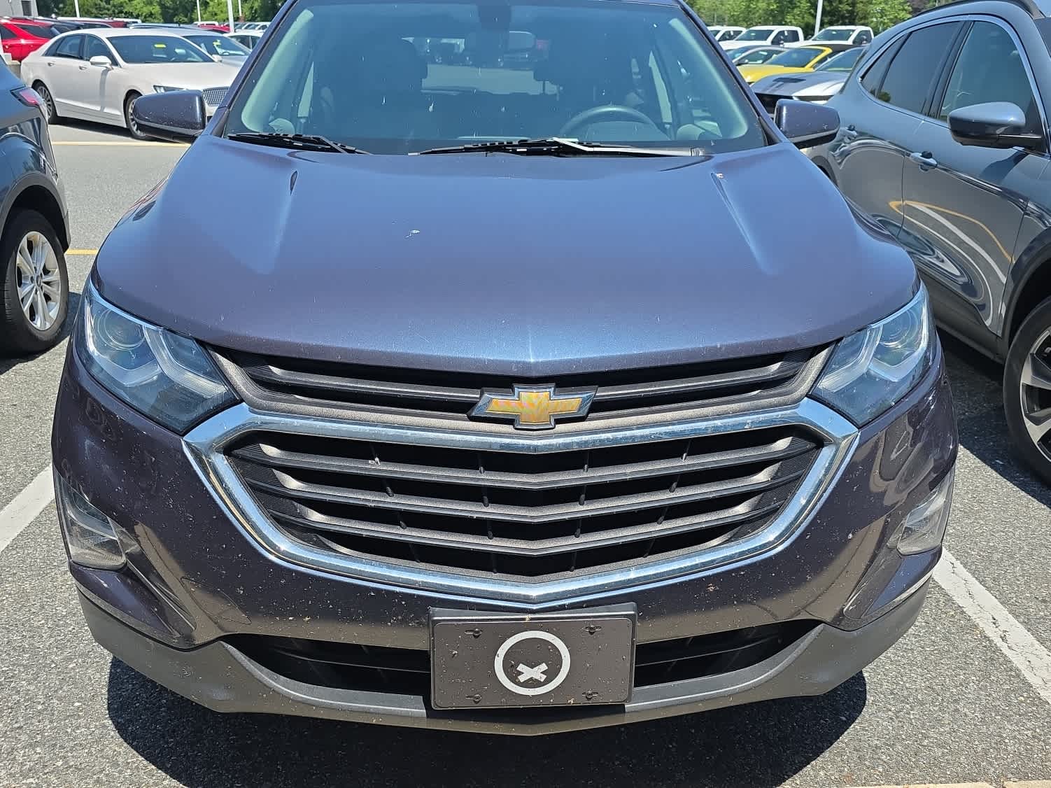 2018 Chevrolet Equinox LT photo 2
