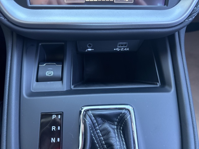 2025 Subaru Legacy Base photo 10