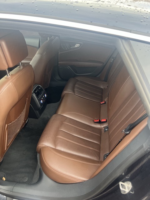 2013 Audi A7 3.0T Prestige photo 2