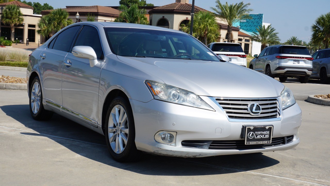 2010 Lexus ES 350 photo 3