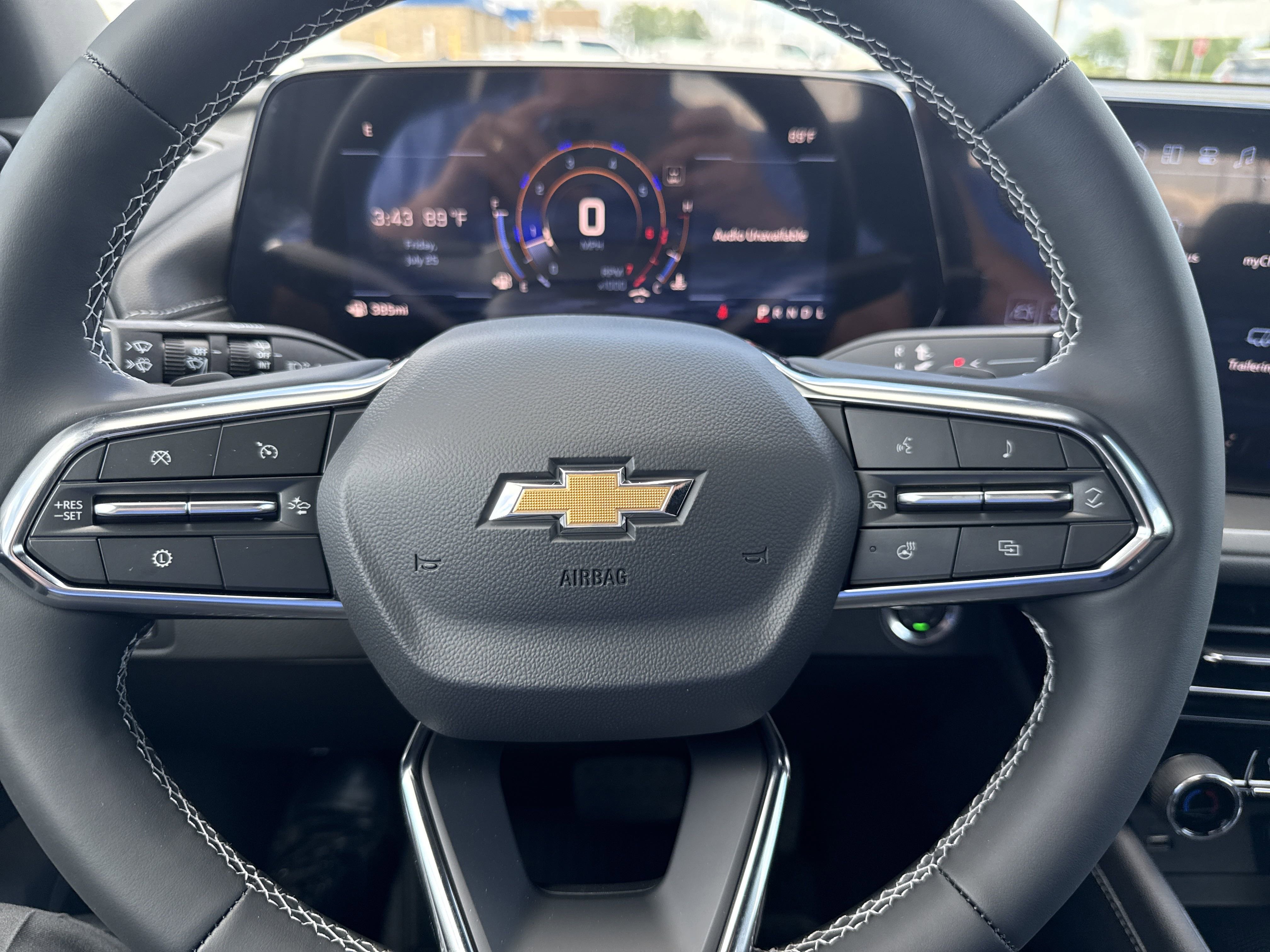 2026 Chevrolet Traverse photo 4