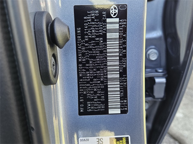 2025 Toyota Corolla LE photo 16