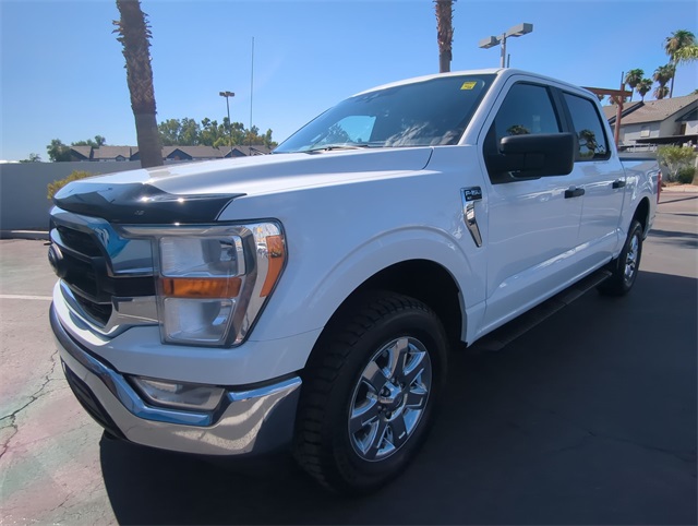 2021 Ford F-150 XLT photo 3