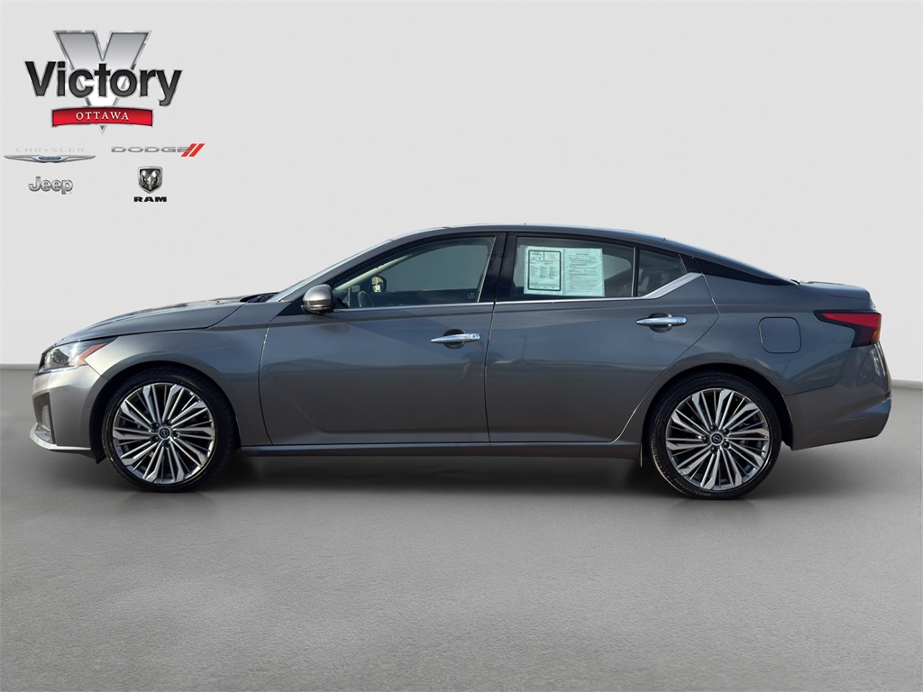 2023 Nissan Altima 2.5 SL photo 3