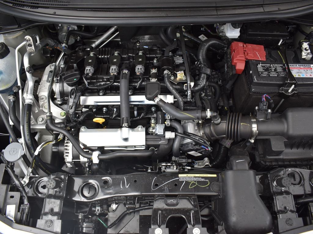 2025 Nissan Versa 1.6 S photo 33