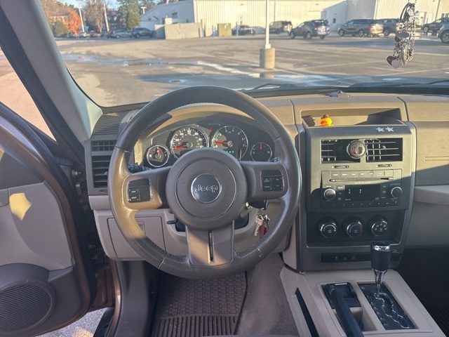 2012 Jeep Liberty Sport photo 3