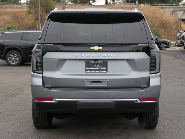 2026 Chevrolet Suburban LT photo 3