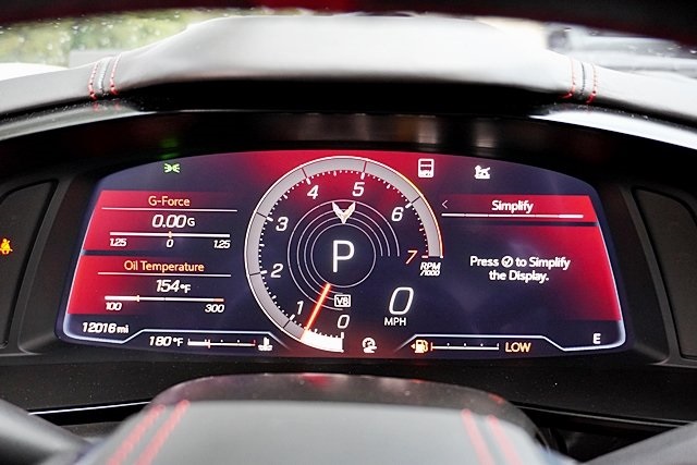 Used 2021 White Chevrolet Stingray image 33